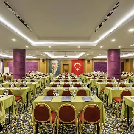 World Ozkaymak Incekum 5* Анталья
